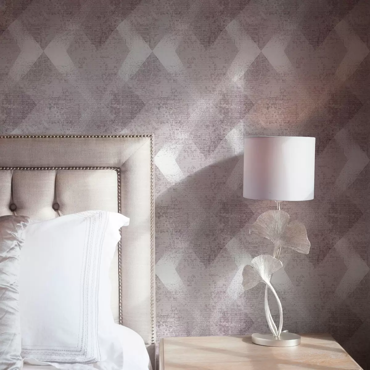 Taustakuva Rombit vaaleanpunaisissa väreissä a00007v1