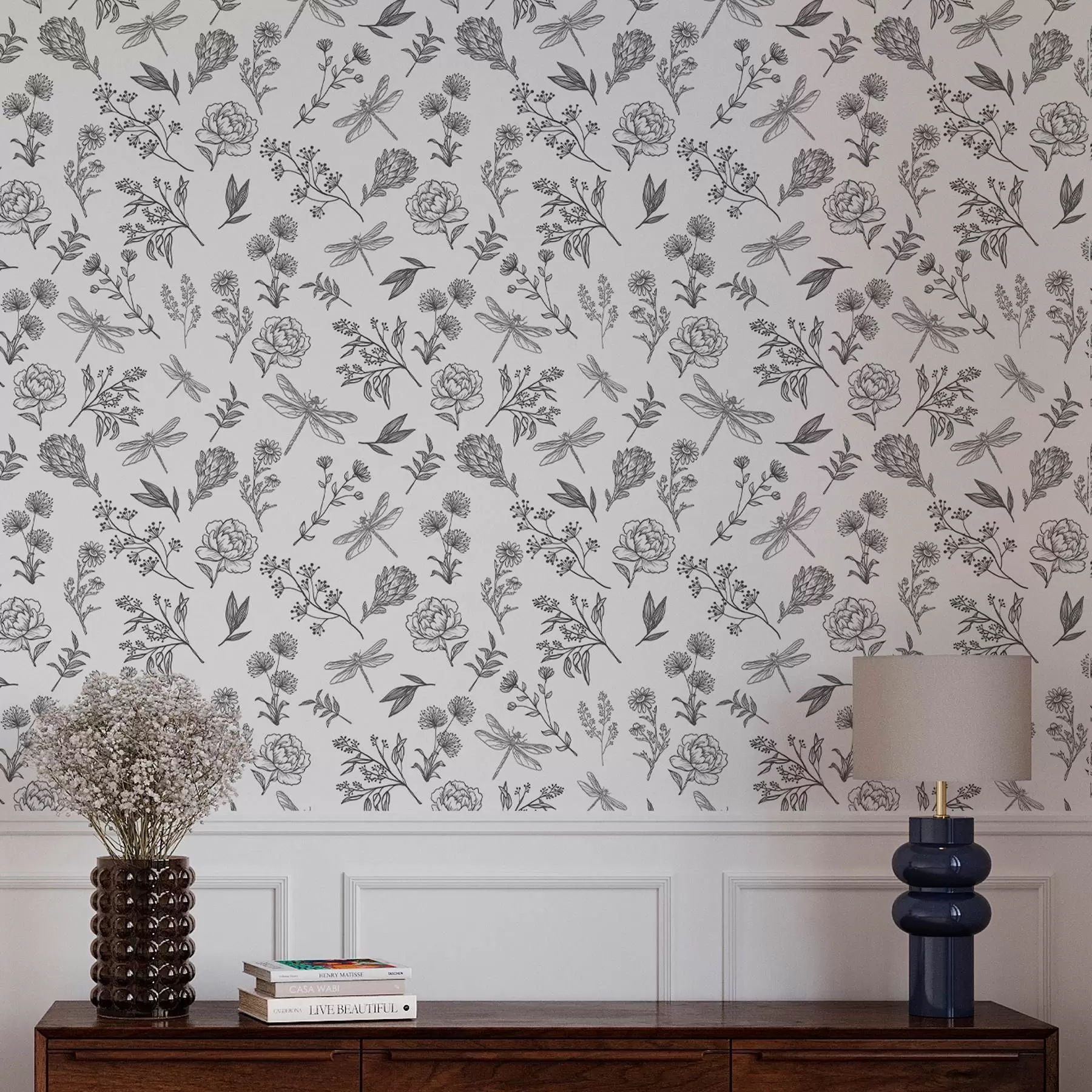 Valokuvatapetti Kukkia, lehtiä ja sudenkorentoja valkoisella taustalla a00025v1