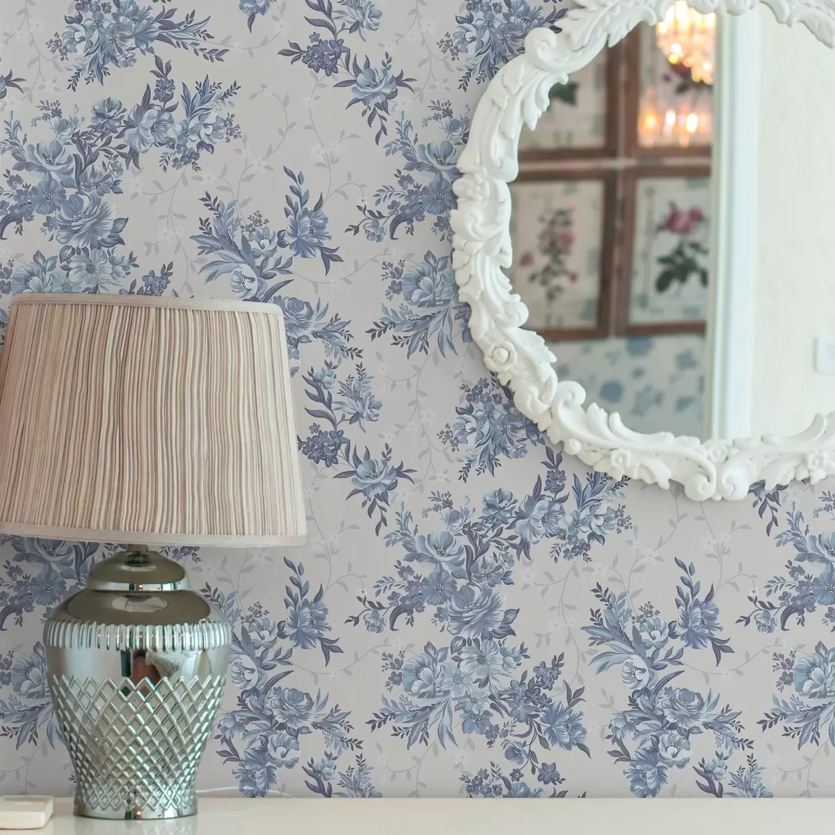 Taustakuva Herkät kukat ja lehdet sinisellä ja sinisellä värillä vaalealla pohjalla a00027