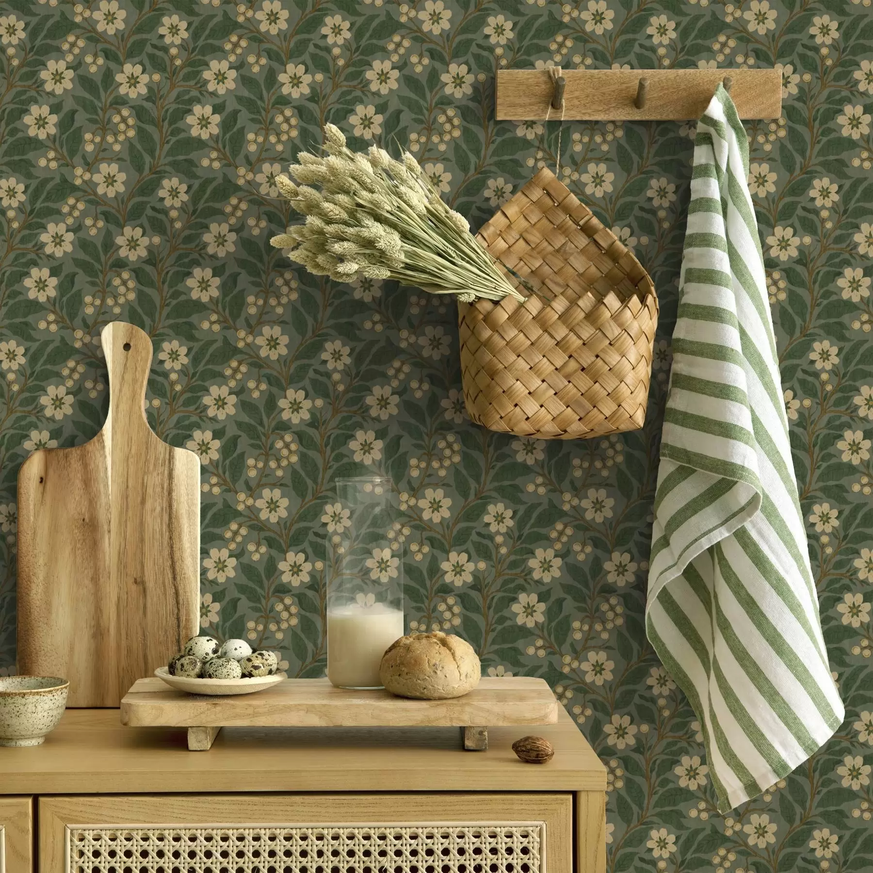 Valokuvatapetti Keltaisia kukkia ja marjoja vihreällä taustalla a00242