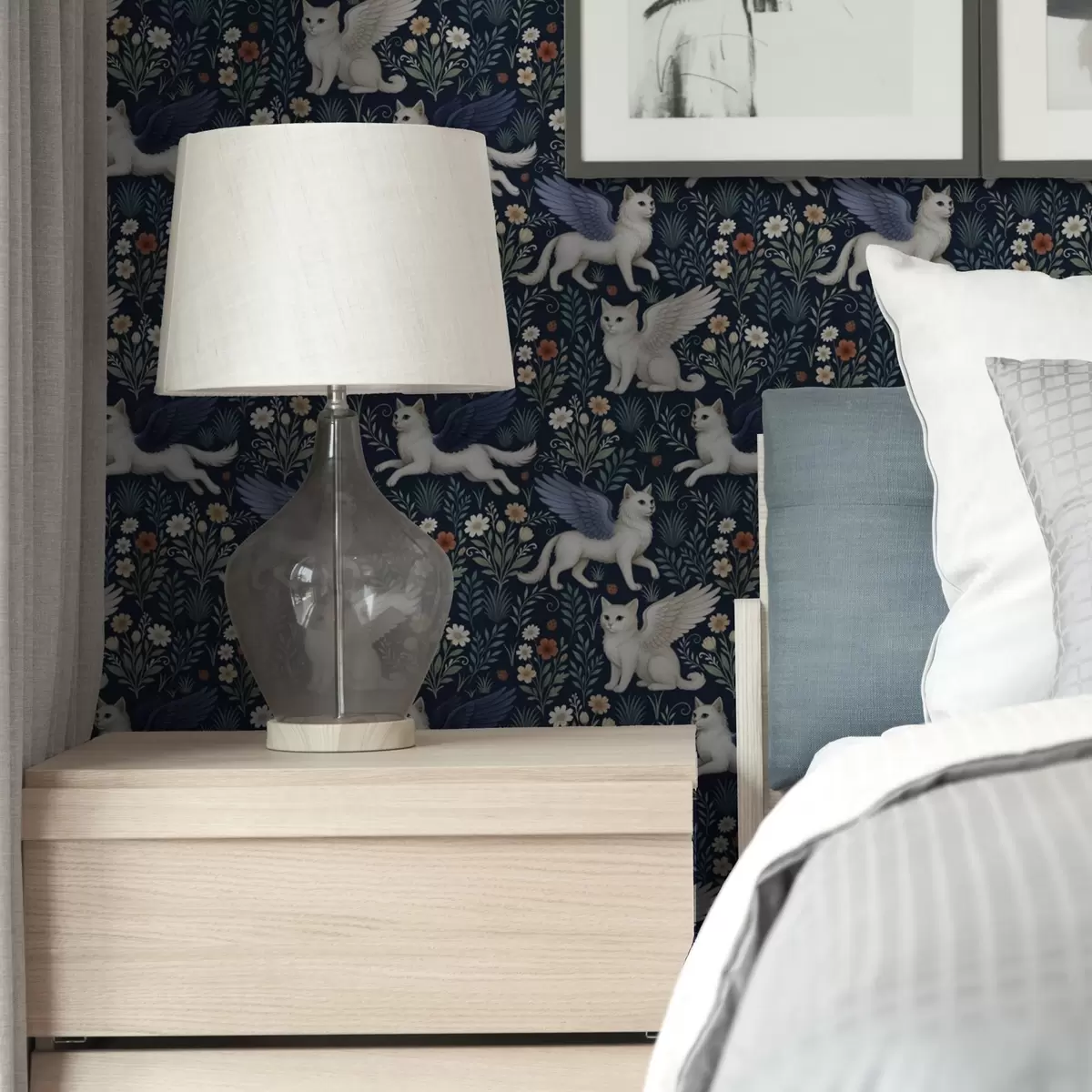 Taustakuva Fantasia kissat siivet kukkien keskellä a00408