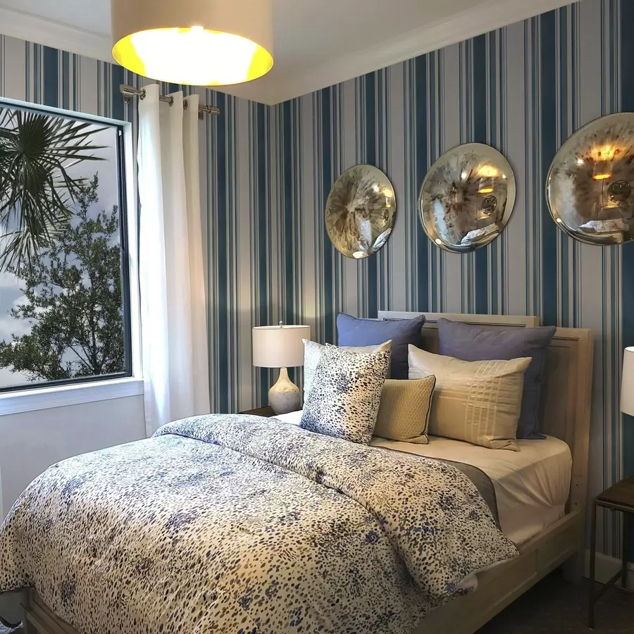 Valokuvatapetti Siniset raidat valkoisilla väleillä a00525