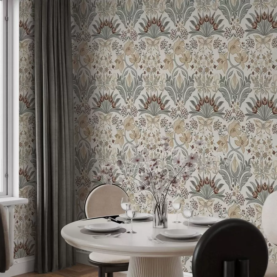 Valokuvatapetti Koristeelliset liljat ja perhonen kermanvärisellä taustalla a00500