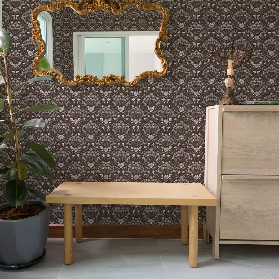 Valokuvatapetti Tumma suklaa, damaski, pionit ja lumikellot a00603v2