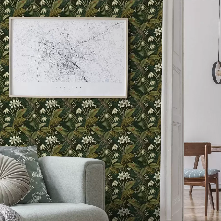 Valokuvatapetti Kameleontit ja trooppiset lehdet, valkoiset kukat, tumma tausta a00608v1