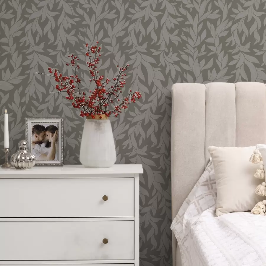 Valokuvatapetti Oliivinvihreä tausta, jossa on lila-värisiä lehtiä, lineaarinen tekstuuri a00616v1