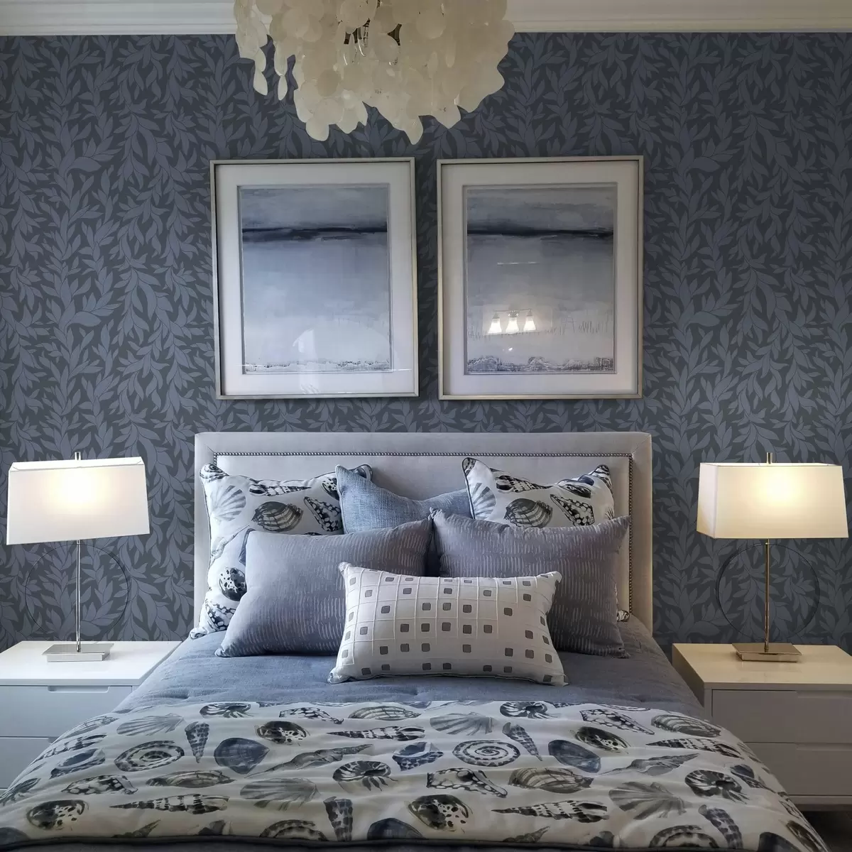 Taustakuva Grafiittisininen tausta ja siniset lehdet, teksturoitu viiva a00616v2