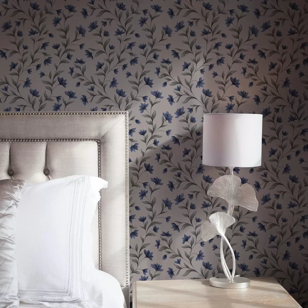 Taustakuva Sinikellot vaaleanpunaisella taustalla a00622v2