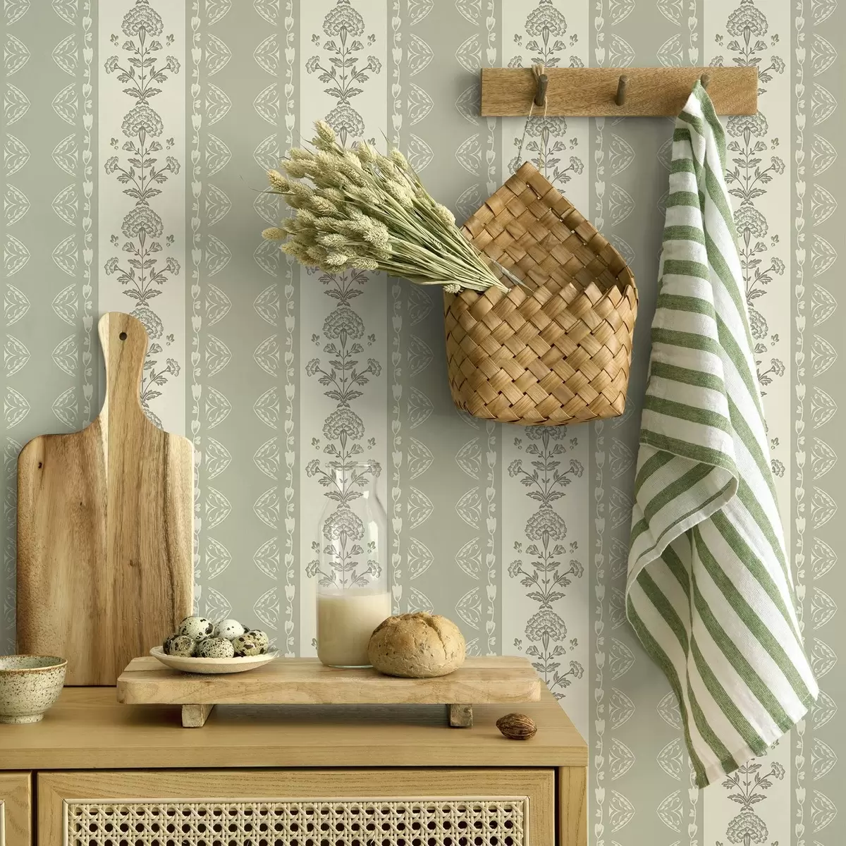 Taustakuva Raidallinen koriste, jossa on salvia-sävyisiä kukkakuvioisia pylväitä a00719