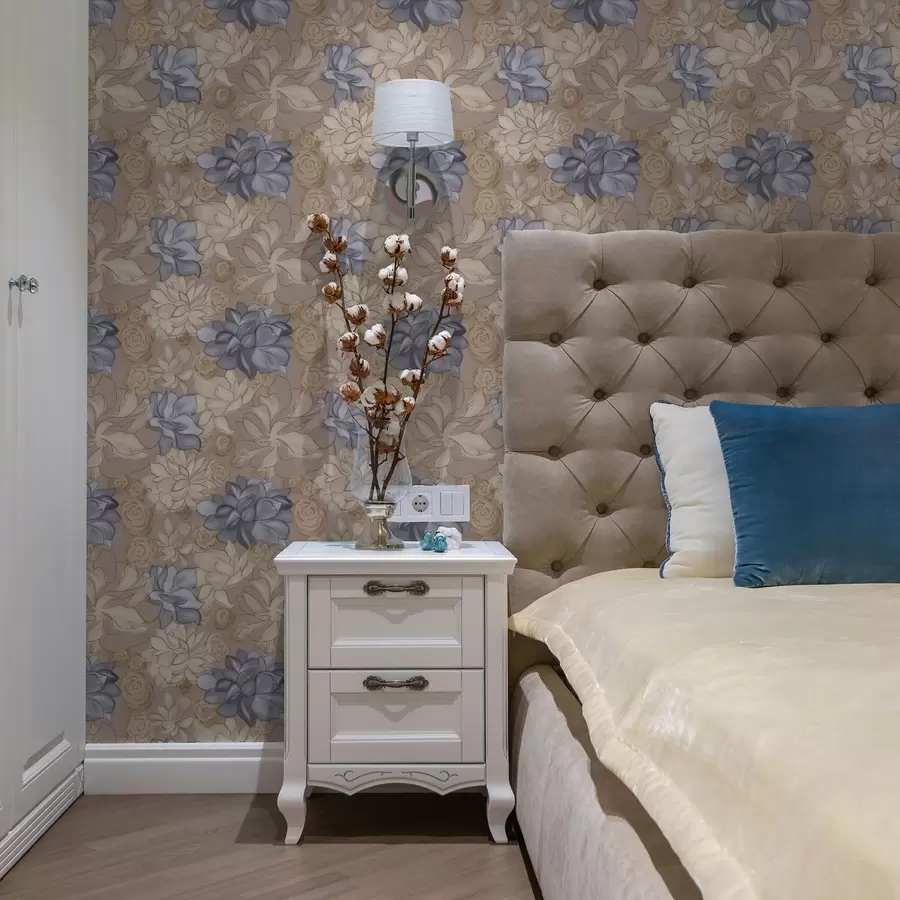 Valokuvatapetti Kermanväriset ja siniset kukat lämpimällä beige-taustalla a00634v1