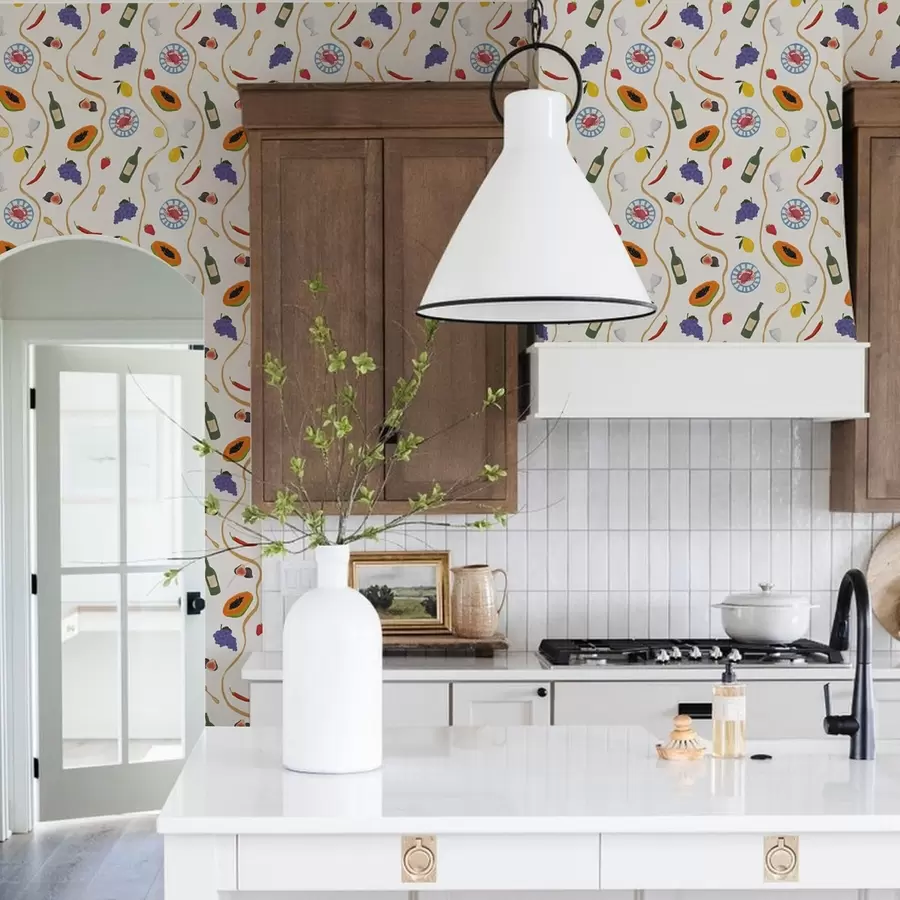 Valokuvatapetti Pullot, papaija, sitruunat ja mausteet vaalealla taustalla a00802