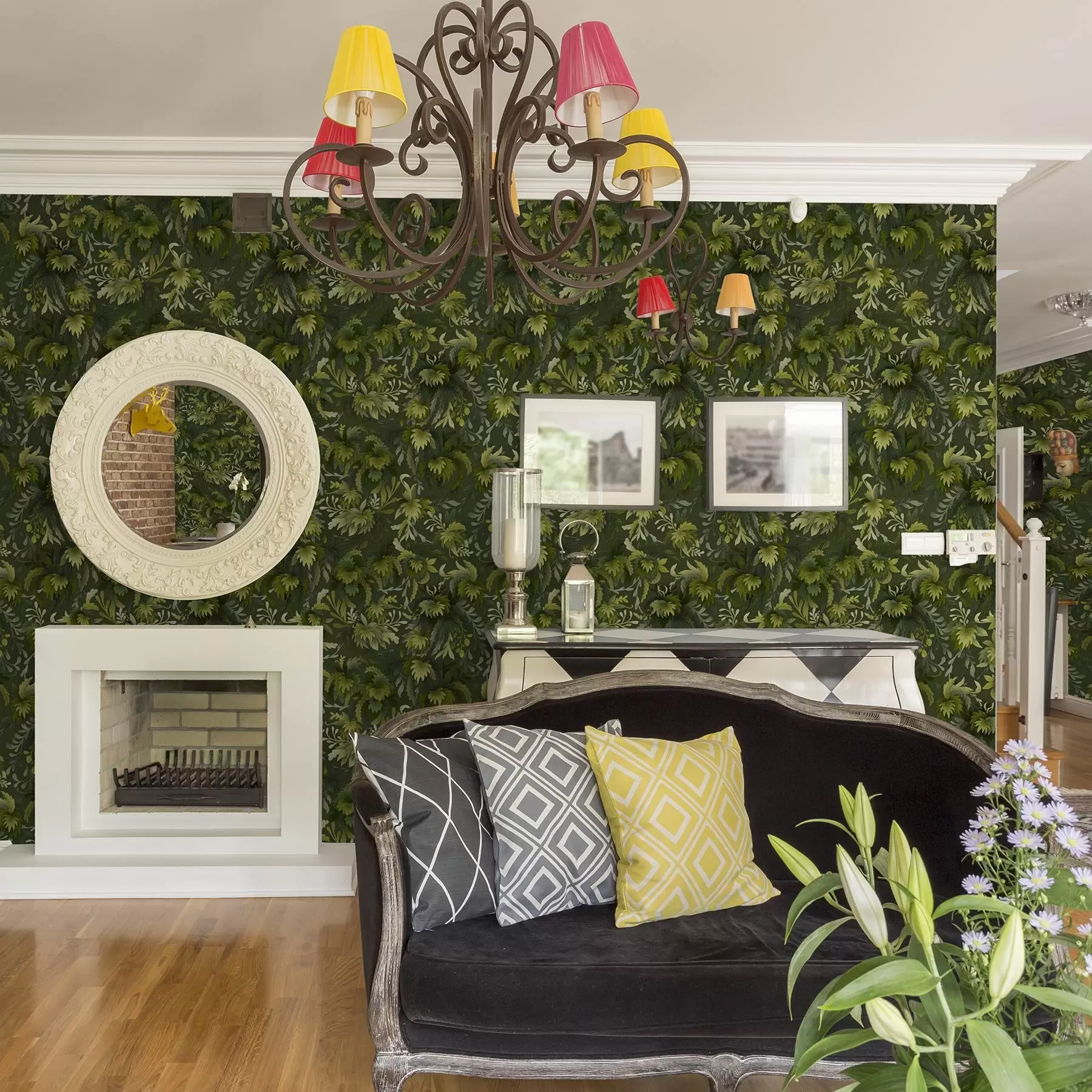 Valokuvatapetti Tiheä vihreä lehtien tummanvihreällä taustalla a00805