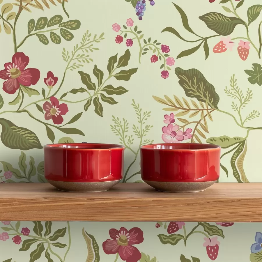 Valokuvatapetti Kukkiva puutarha, jossa on marjoja, viinirypäleitä ja luonnonkukkia a00961