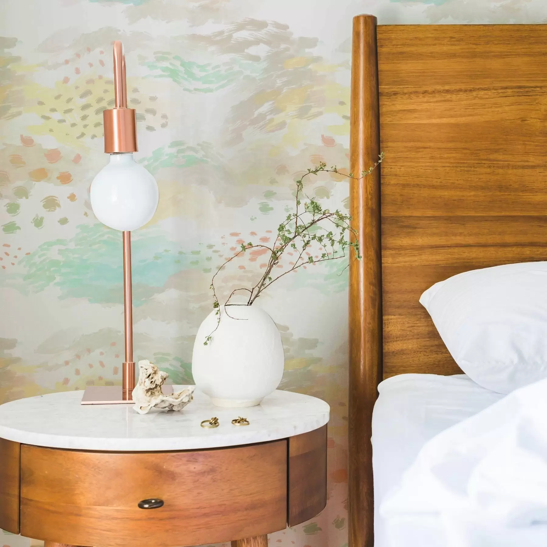 Valokuvatapetti Vaaleat pastellivärit lähes valkoisella taustalla a00999