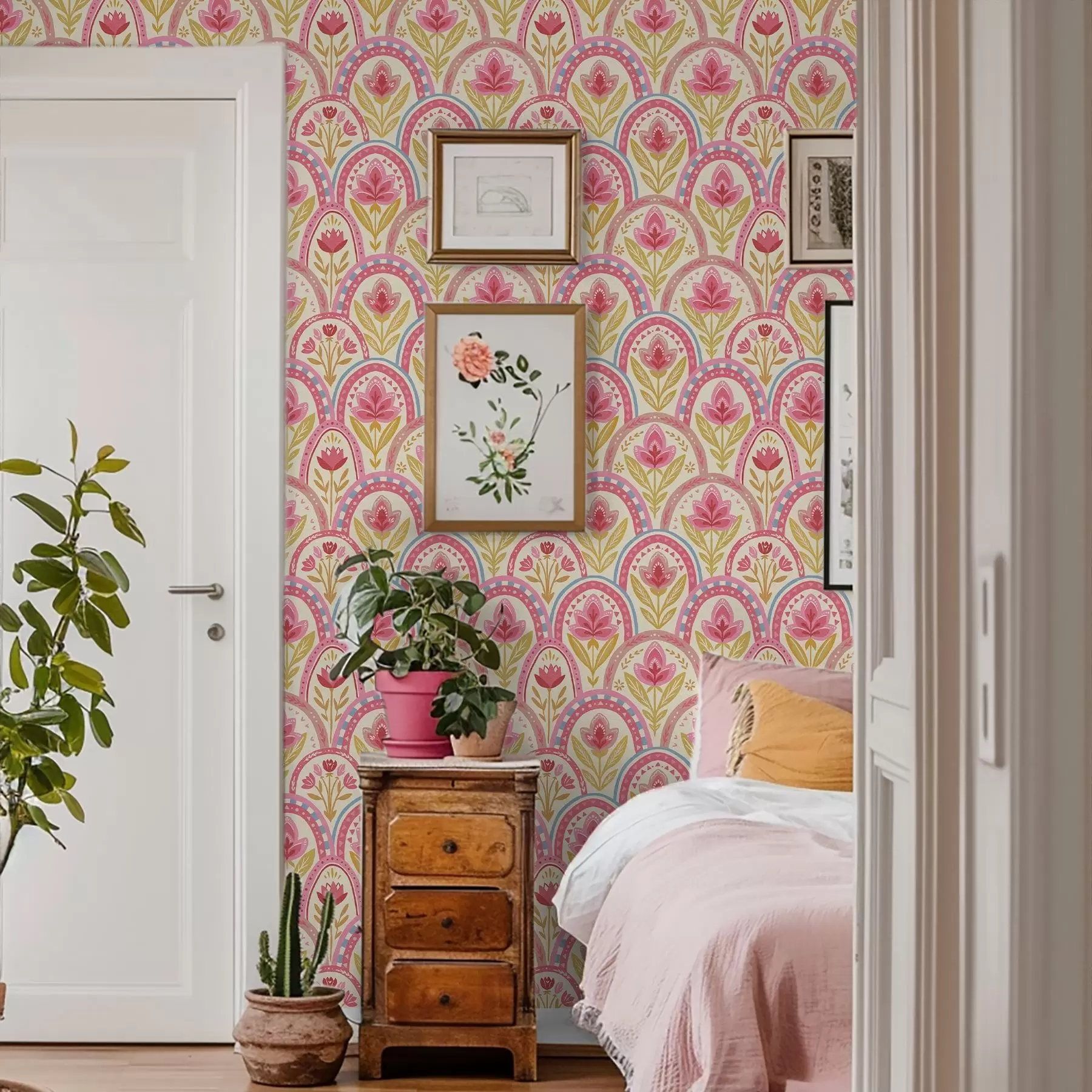 Valokuvatapetti Kaaret, joissa on vaaleanpunaisia kukkia kansanmusiikkityylisessä kuviossa a01080