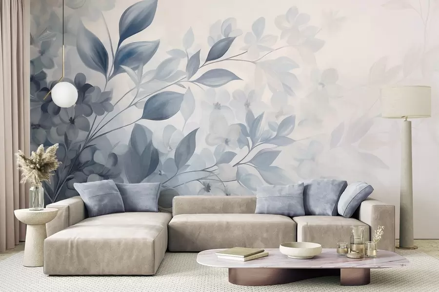 Valokuvatapetti Teksturoitu sinivalkoinen oksa, jossa kukat ja lehdet haalistuvat vaaleaan taustaan vesivärimaalaustekniikalla. w09543